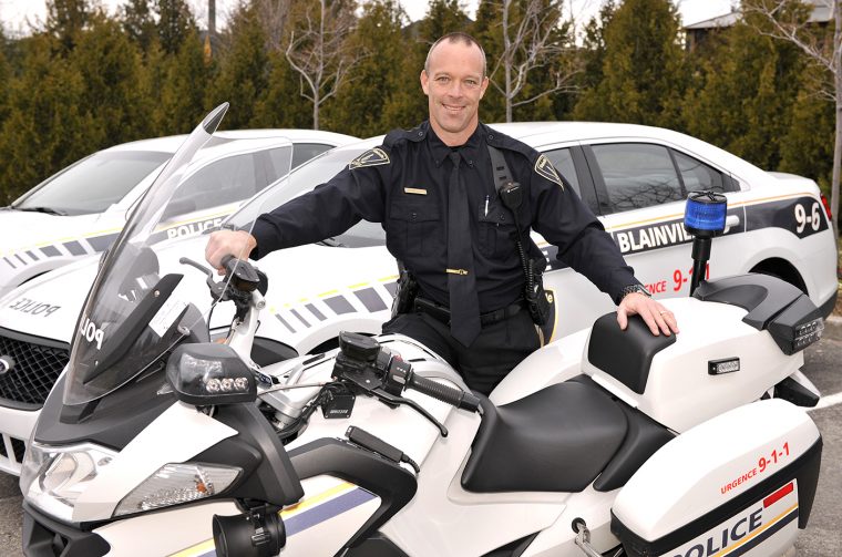 Policier